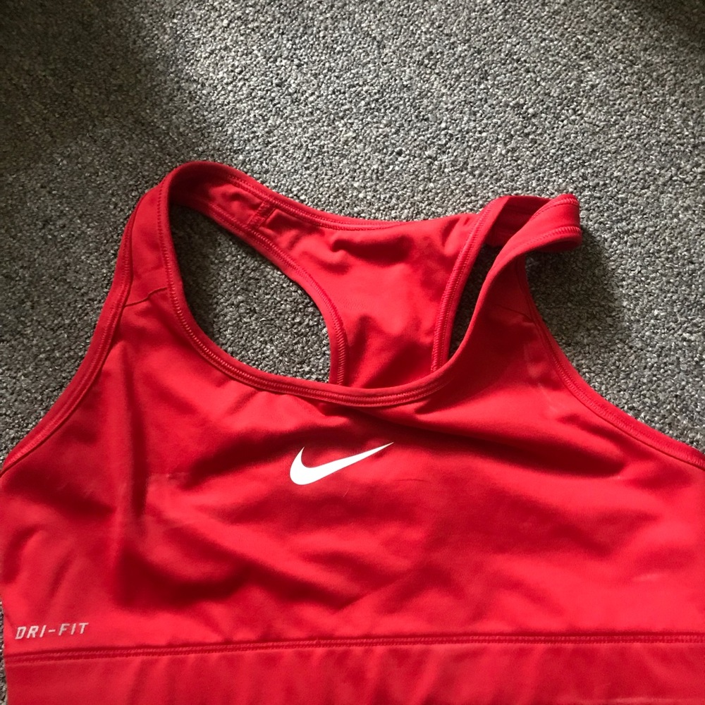 Dri fit sports bra Nike size M